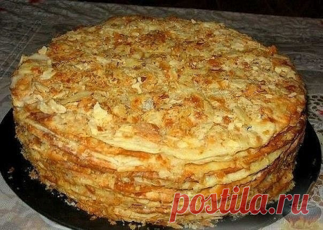 НАПОЛЕОН"- НАИВКУСНЕЙШИЙ СТАРИННЫЙ РЕЦЕПТ!►

Торт получается изумительно вкусным, с тоненькими пропитанными коржами и нежным кремом! Получается всегда! Обязательно попробуйте приготовить, Вы не пожалеете!
Любимые будут в восторге!!!

Готовим два теста: 
1-е тесто: 
●1 пачку маргарина растопить и смешать с 1 стаканом муки. 

2-е тесто: 
●1 стакан сметаны взбить с 2 яйцами 
●1,2 стакана муки + 0,5 стакана на подсыпку 
Замесить тесто...и разрезать его на 6 частей. 

Приготовл...