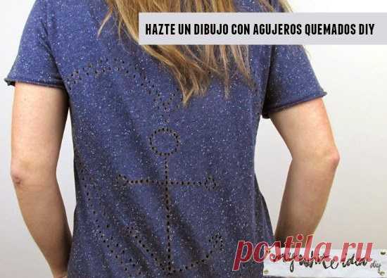 Camiseta con dibujos de agujeritos quemados - enrHedando