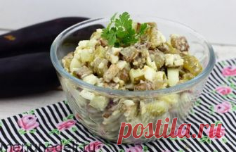 Рецепт салата с баклажанами и яйцом / Меню недели