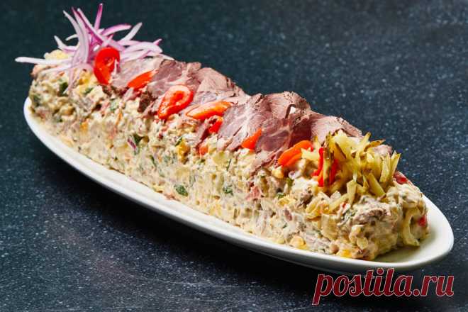 Сытно и вкусно: салат с говядиной и печеным перцем — Вкусные рецепты