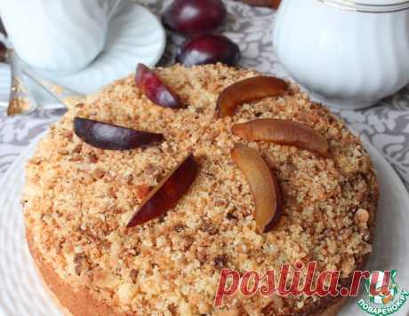 Тройной пирог со сливами – кулинарный рецепт