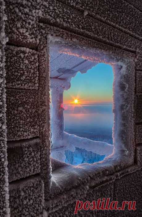 Frosty Sunrise, Lapland, Finland | The Best Travel Photos