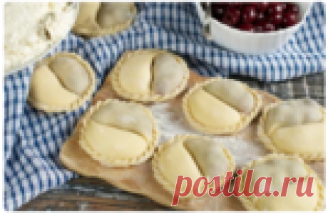 В нашей семье их называют "Неразлучники" - вкуснейшие вареники с двойной начинкой