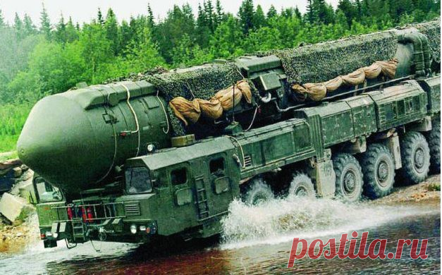 В Минобороны РФ показали видео речной переправы "Тополя-М" и "Ярса" | Внешнеэкономические связи