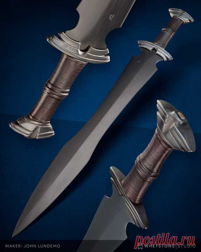 Меч от John Lundemo.