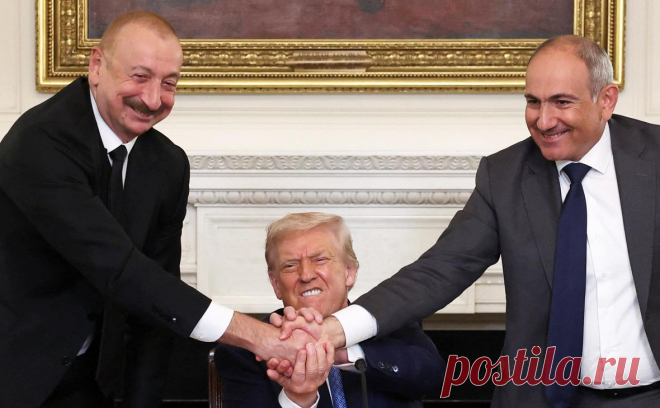 Как Алиев и Пашинян договорились о «светлом будущем» и «коридоре Трампа». Армения и Азербайджан при посредничестве США парафировали двустороннее мирное соглашение, а потом заявили, что выдвинут Дональда Трампа на Нобелевскую премию мира. Подробнее о переговорах Баку и Еревана в Вашингтоне — в статье РБК