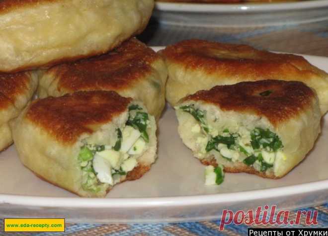 Пирожки с зеленым луком и яйцом дрожжевые жареные