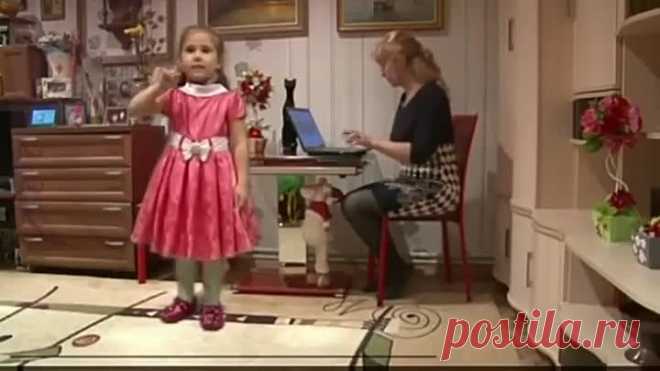 Только бабушка не слышит