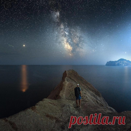 Мыс Хамелеон (Топрах-Кая) в Коктебеле 
⠀