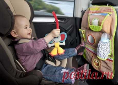 Детский органайзер на спинку заднего сидения в автомобиль
