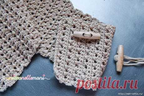 Теплый снуд связан крючком из мериносовой шерсти