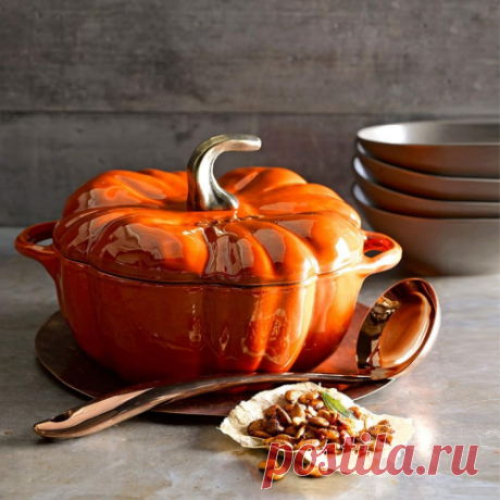 Кокот Тыква корица 24 см 3.45 л Staub Франция