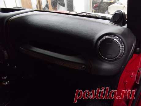 Jeep Wrangler 1 под карбон