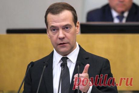 Оренбург и Медведев, мнение простого народа о Медеведеве | народный микрофон | Яндекс Дзен