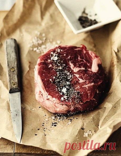 Как правильно жарить мясо на сковороде