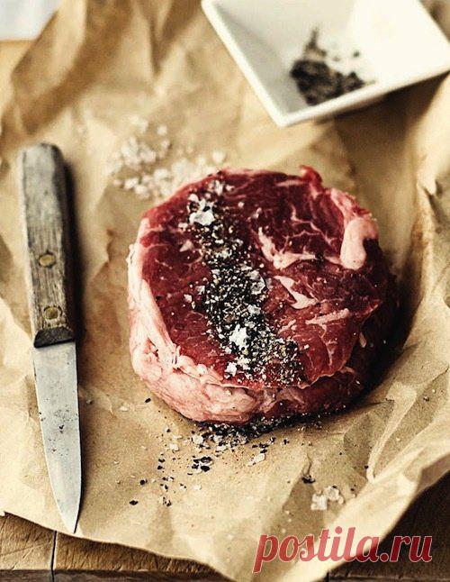 Как правильно жарить мясо на сковороде