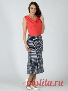 Юбка женская из эластичной костюмной ткани , силуэта годе без подкладки. 
Длина 78 см. 
Размеры 46-56
Ткань : 75%-Вискоза, 20%-ПЭ, 5%-Лайкра