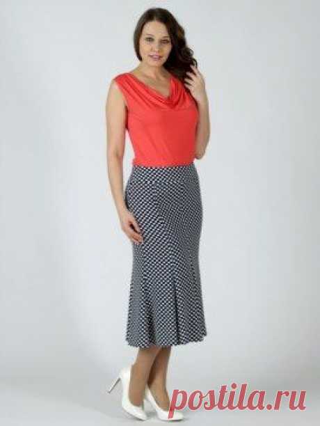 Юбка женская из эластичной костюмной ткани , силуэта годе без подкладки. 
Длина 78 см. 
Размеры 46-56
Ткань : 75%-Вискоза, 20%-ПЭ, 5%-Лайкра