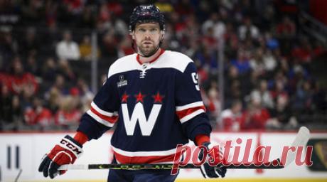 Интерес к форвардам: Кузнецов хочет обмена из «Вашингтона», Гурьянов перешёл в «Нэшвилл», Тарасенко находится в поисках. Евгений Кузнецов изъявил желание быть обменянным из «Вашингтона», а генеральный менеджер клуба Брайан Маклеллан признался, что хочет омолодить линию атаки. Продолжающий поиски нового клуба Владимир Тарасенко сменил агентов, а руководитель «Оттавы» Пьер Дорион сообщил о переговорах с представителями хоккеиста. Денис Гурьянов подписал однолетний контракт с «Нэшвиллом» с…