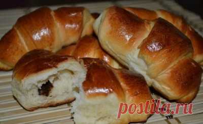 Рогалики с шоколадом : Выпечка сладкая