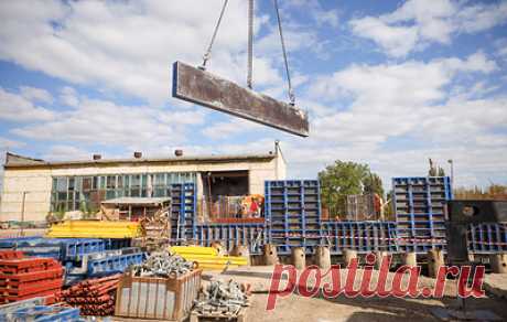 Резиденты СЭЗ из ЛНР инвестируют в свое развитие более 133 млрд рублей. Все больше инвесторов строительной и аграрной сфер проявляют интерес к свободной экономической зоне, отметил глава республики Леонид Пасечник