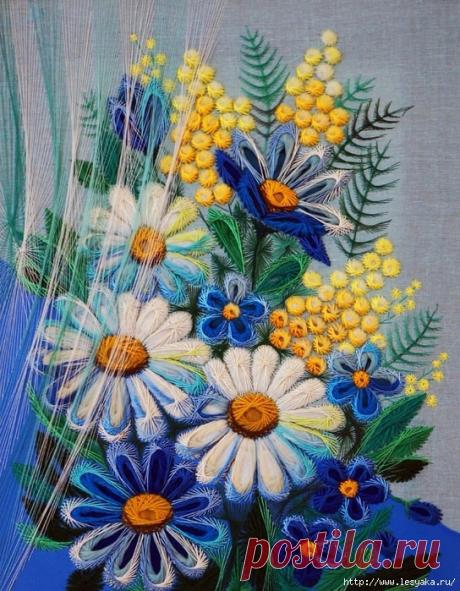 Изумительная геометрия нитей от талантливой мастерицы!