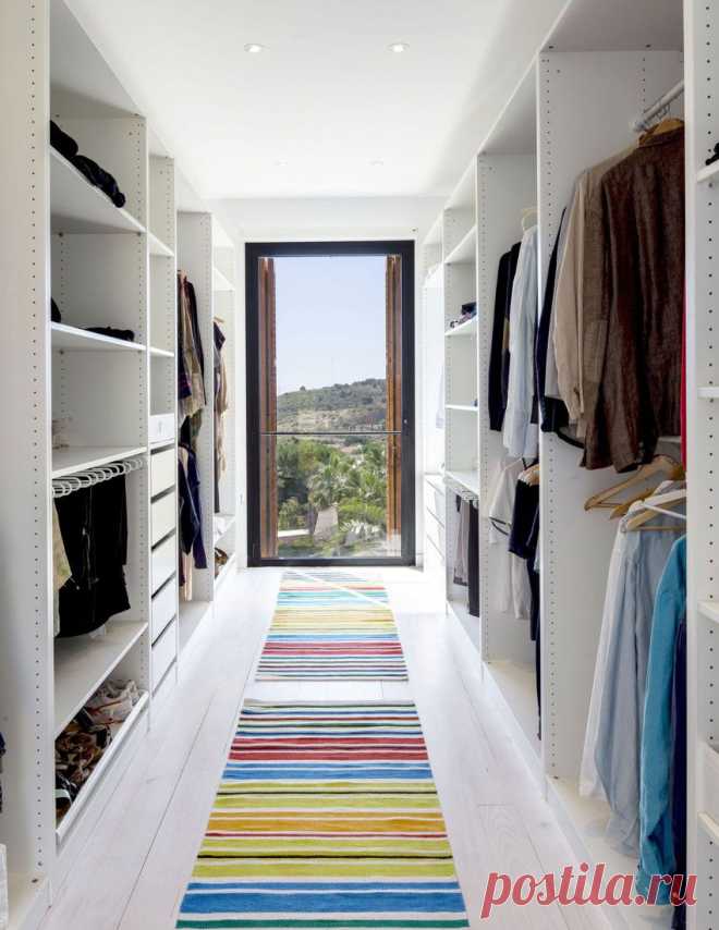 Гардеробная с шикарным видом