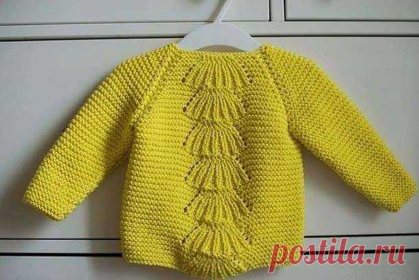 (3) Facebook
