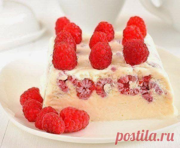 "Семифредо с малиной"