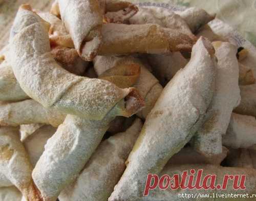 Обалденные рогалики - тончайшее, хрустящее тесто и много сладкой вкусной начинки!