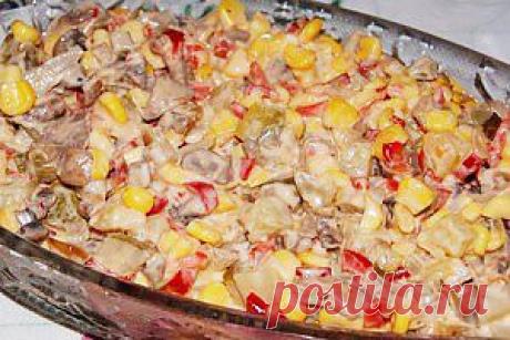 Салат с грибами и кукурузой