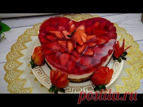 Творожный торт без выпечки с сезонными фруктами