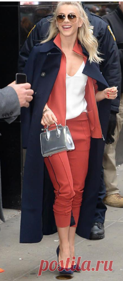 Designers Remix в Instagram: «PS17 Casey tracksuit in red spotted yesterday on @juleshough 🍒 #designersremix #berryroyale #prespring #juliannehough #designersremix…» • Instagram