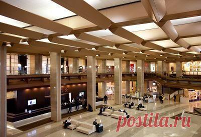 В Москве проходит эвакуация гостиницы "Космос" из-за угрозы взрыва | Внешнеэкономические связи