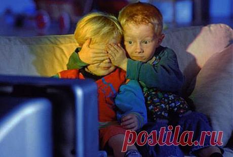 Вредно ли смотреть телевизор ребенку? | Мой ребенок