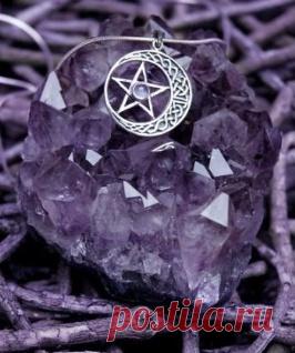 МАГИЧЕСКИЕ КРИСТАЛЛЫ.