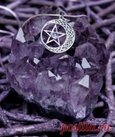 МАГИЧЕСКИЕ КРИСТАЛЛЫ.