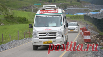 В Индии 17 человек погибли при обрушении строящегося моста. По меньшей мере 17 человек погибли в результате обрушения строящегося железнодорожного моста в Индии. Читать далее