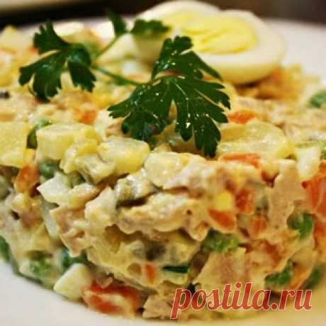 Салат крабовый с маринованными грибочками