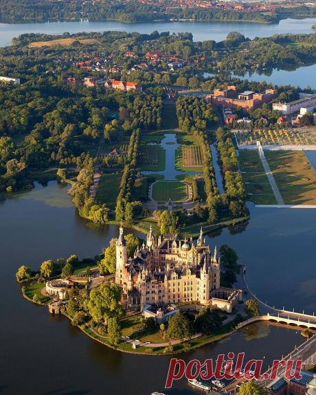 Замки Германии: Шверинский замок (Schwerin Castle): masterok