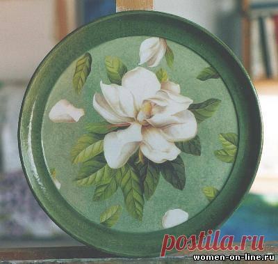 Деревянный поднос в технике декупаж