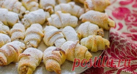 Домашние рогалики на сметанном тесте – просто, быстро и невероятно вкусно!