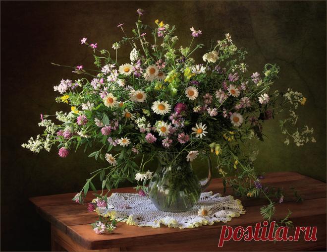 « Ваза на ажурной салфетке ...» — карточка пользователя Галина Н. в Яндекс.Коллекциях