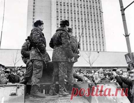 11 января 1991 года советские войска взяли штурмом телецентр в Вильнюсе / Историческая справка