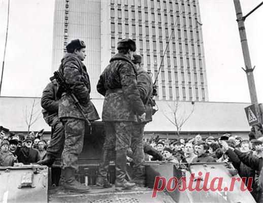 11 января 1991 года советские войска взяли штурмом телецентр в Вильнюсе / Историческая справка