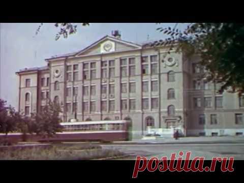 Песня юности нашей. Стихи Валерия Тимофеева. Музыка Владимира Сидорова. Исполняют Юлия Евсикова, Андрей Куляба и Владимир Сидоров. Аудиостудия Магнитогорской консерватории. 2000 г.