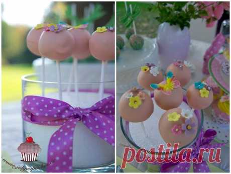 July`s Cupcakes and Cakes World: CAKE POPS