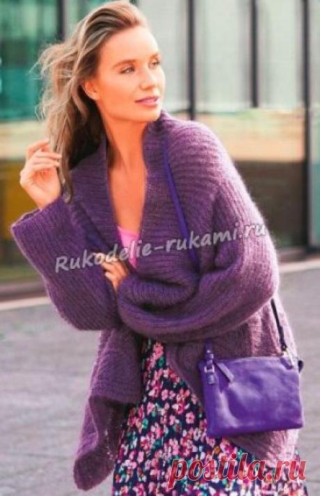 Фиолетовый жакет с патентным узором спицами