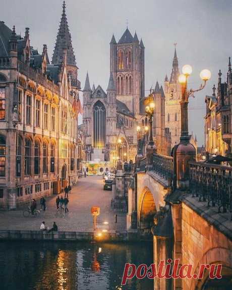 Пин на доске Imaginary towns