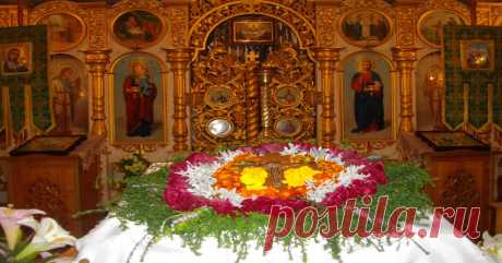 14 Августа - Медовый Спас! Узнайте, как правильно встретить и провести этот Праздник! Уже совсем скоро все христиане будут отмечать православный праздник - Медовый Спас! Всем нам следует встретить его правильно и воспользоваться всеми его благами!
Церковное название праздника – крестный ход Честных Древ Животворящего Креста. Священники в этот день, во время утренней службы, выносят